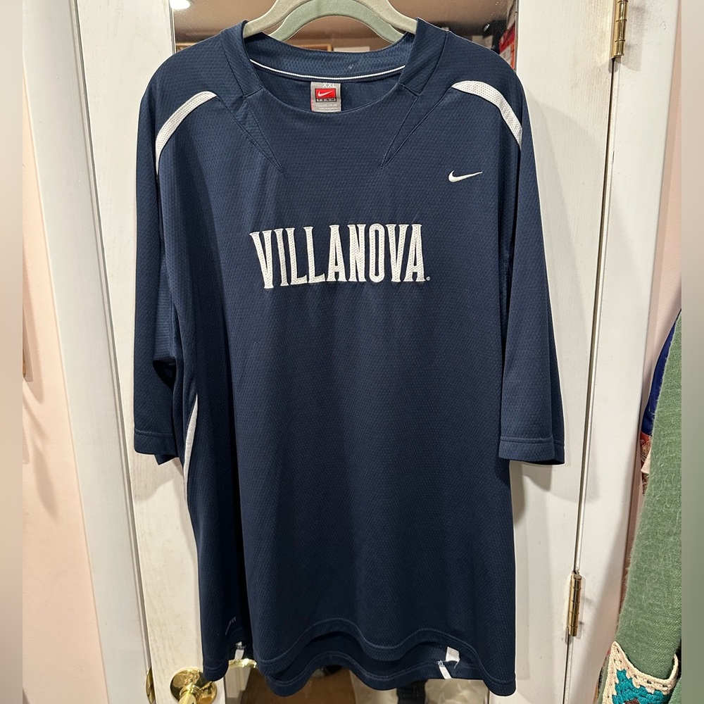 Villanova on court pre game basketball warm up jersey Jalen Brunson